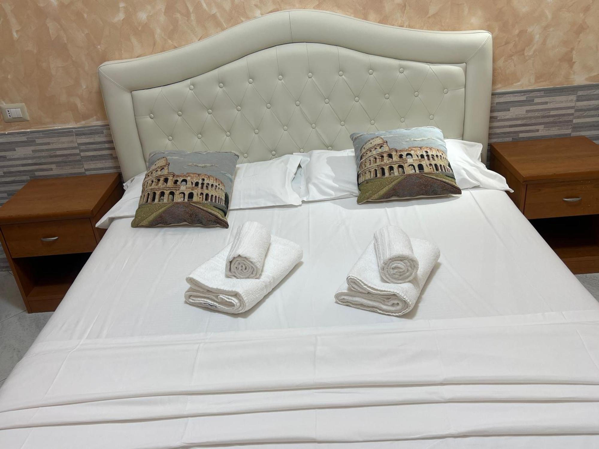 Relax On 2 - Guesthouse Рим Экстерьер фото