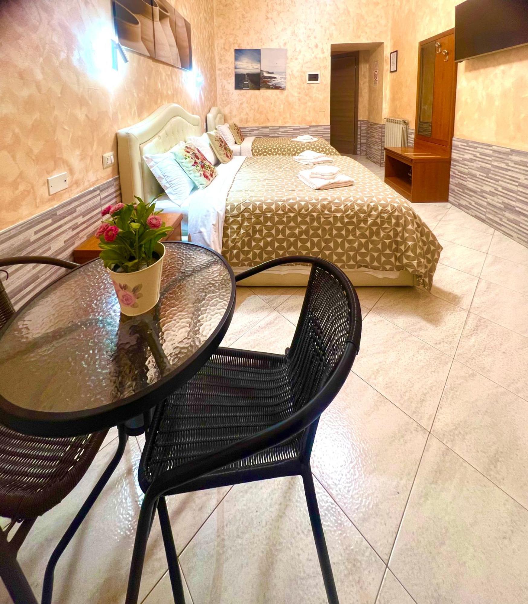 Relax On 2 - Guesthouse Рим Экстерьер фото