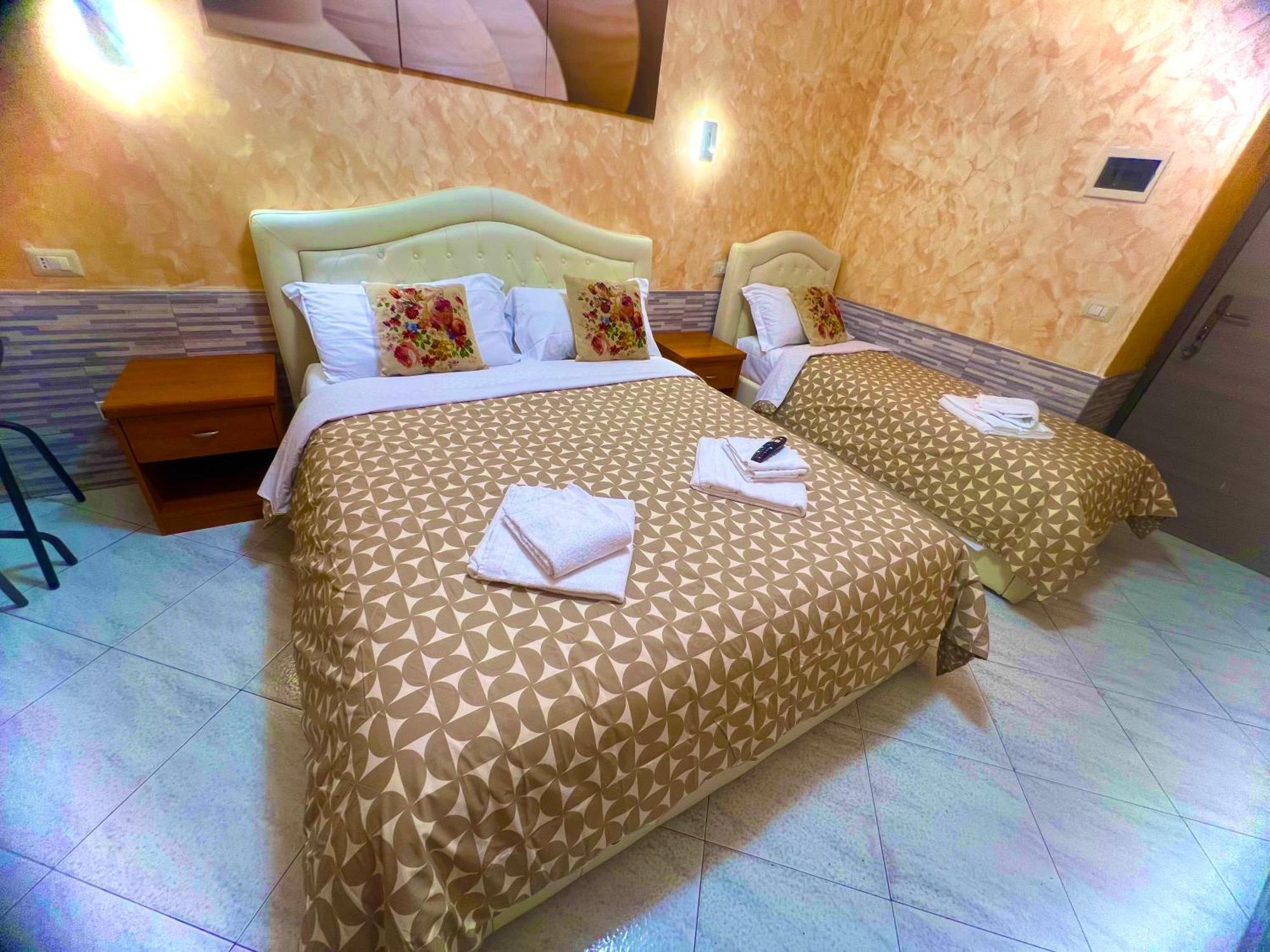 Relax On 2 - Guesthouse Рим Экстерьер фото